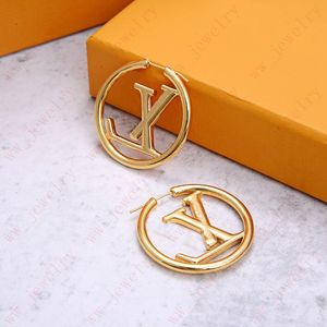 Classic style letter Large Circle Hoop & Huggie earrings, jewelry designer designed simple high sense of women's jewelry, wedding, banquet, gifts, with original box