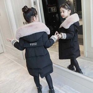 Piumino Nuovi vestiti per ragazze Inverno Caldo piumino Giacche di cotone Bambini parka Collo in pelliccia sintetica Cappotto Ragazza Tuta addensata Abbigliamento per bambini con cappuccio HKD230725