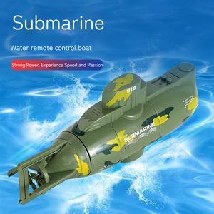 Elektriska/RC -båtar 2,4 GHz fjärrkontroll Submarine Nuclear Submarine Mini Remote Control Boat Children's Birthday Year Gift 230724