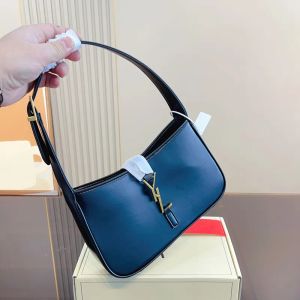 Bags Cross Body Leather Handbag Women Designer Le a 57 Hobo Underarm Purse Wallet