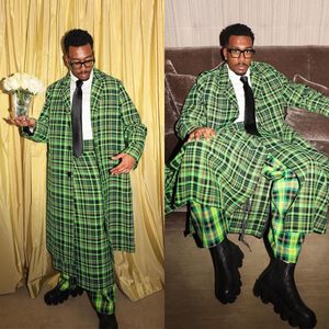 Handsome Green Plaid Mens Wedding Tuxedos Loose Leisure Classic Fit Custom Made Groom Prom Wear Pants Suits 2 Pieces Long Jacket