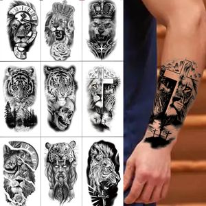 1PC piccolo braccio mano animale anime tigre leone totem adesivi tatuaggio mezza manica tatuaggi finti temporanei impermeabili per uomo donna