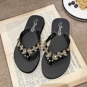 Slippers Luxury Rose Crystal Thong Flip Flops Women Sandals Summer 2023 Designer Shoes Rhinestones Orthopedic Flat Beach Slides