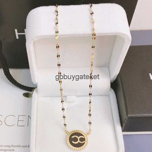 Lyxiga halsband smycken tillbehör design bekvämt halsband fashionabel ung stil ultimat charm kvinnlig föredragen semester S14N