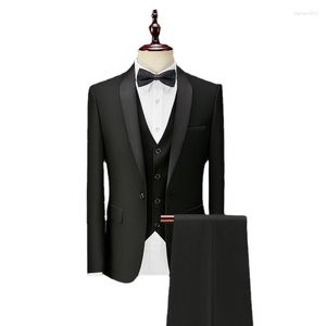 Men's Suits Men Tuxedo Sumptuous Prom Slim Fit Wedding Dress Casual Red Blazer Vest Pant Solid Shawl Collar Groom Costume Homme