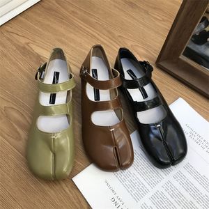Bailamos Brand Design Split Toe Flats Heels Lightweight Platform Casual Shoes Women