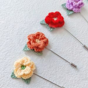 Handmade Crochet Flowers Brooch Floral Suit Lapel Pin Woven Fake Flowers Corsage For Women Men Scarf Shirt Jewelry Gift