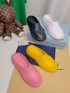 Пена резиновые мулы Slippers мягкие наппа из тисненого резинового логотипа