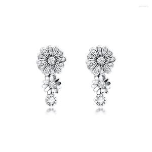 Orecchini a bottone Sparkling Daisy Flower Trio Gioielli in argento sterling per donna Trucco regalo di nozze Moda