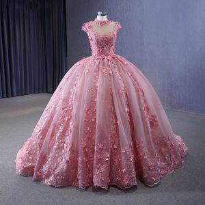 Rosa Quinceanera-Kleider 2024, hoher Ausschnitt, 3D-Blumenkleid, Tüll-Perlen-Partykleid, Applikationen, Schnürung, Hofschleppe, Abschlussball