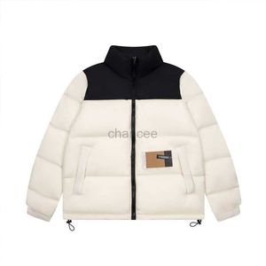 여자 다운 파카 페이스 1996 남자의 겨울 따뜻한 재킷 야외 등산 다운 재킷 오리 가득 채워진 남자 고품질 탑 자수 700 hkd230725