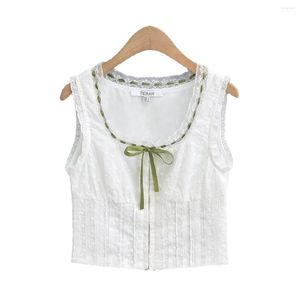 Kvinnors tankar 2023 French White Lace Edge U-Neck T-shirt Metal Button Green Tie Short Tank Top Fashionable and Elegant