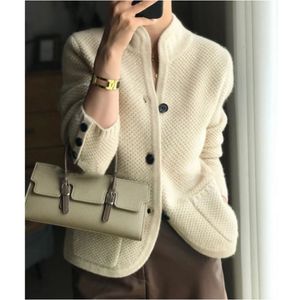 Kadın Örgü Tees Beyaz Örgü Sweater Ceket Kalınlaştırılmış 100 Saf Kaşmir Hardigan Kadın Stand Boyun Gevşek Giyim Elegant Ceket 230725