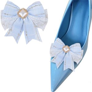 Peças de sapato acessórios elegante laço azul clipes de sapato rendas destacáveis enfeite de sapato feminino fivela de sapato lolita decoração de sapato para festa de casamento 2 pçs 230724