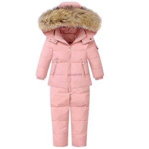 Daunenmantel Baby Mädchen Schneeanzug Weiße Entendaunenjacke 2-teilig Kleinkind Jungen Winddichte Schneebekleidung Kinder Kapuzenmantel + warme Schneelatzhose HKD230725