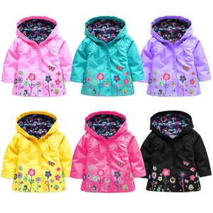 Jackor Flowers Girls Autumn Waterproof Kids Jacket Windbreaker Coat Hooded Casual Raincoat 2 6 -åriga barn Kläder 230725