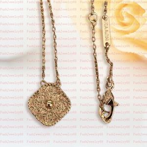 Hänghalsband nya klassiska modehängen halsband för kvinnor eleganta 4Four Leaf Clover Locket Halsband Högkvalitativ chokerkedjor Designer Jewe A8QT