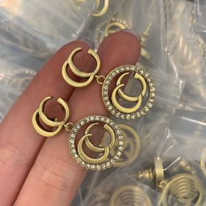 Hoop Earrings Crystal Diamond Letter Earrings Designer For Women Fashion Gorgeous Luxury Brand Celebrity Same Style Brass Earring Top Jewelry With Box CGUE4 --15