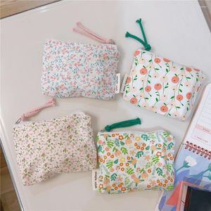 Косметические сумки свежие розовые цветочные хлопковые сумки Симпатичный мини -макияж для кошелька для помады и хранение наушников