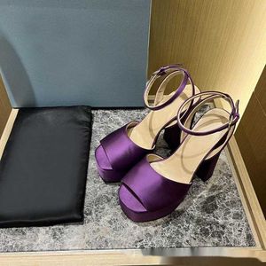 Pradity High-heeled the New Casual Shoes Satin Thick Soled Sandal Fabric in the of Has a New Elegant Color and Bright Style