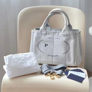 Lüks Prad Pochette Duffle Bagaj Üçgen Çapraz Vücut Çantalar Üst Tapı Kadın Lady debriyaj Hobo Tasarımcı Çantalar Tuval Çanta Erkek Çanta Seyahat Tota Çantaları