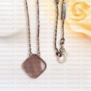 Pendant Necklaces New Classic Fashion Pendant Necklaces for women Elegant 4Four Leaf Clover locket Necklace Highly Quality Choker chains Designer Jewe FY86