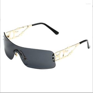 Güneş gözlüğü metal tek parçalı genel kadın UV 400 lüks gündelik gözlük erkekler güneşlik