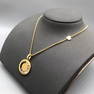 Designer de joias femininas colar de ouro com pingente de diamante colares de moda de luxo jóias ama senhora para férias presente de casamento