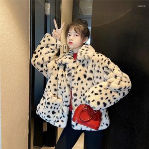 Casaco de pele feminina 2023 outono inverno versão curta solto falso com estampa de leopardo jaqueta feminina de pelúcia