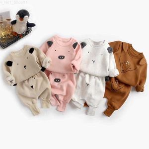 Set di abbigliamento Set di abbigliamento Baby Autunno Inverno Abbigliamento Boy Cartoon Cute Pullover Felpa Top Pant Set Toddler Addensare Girl OutfitAbbigliamento Z230726