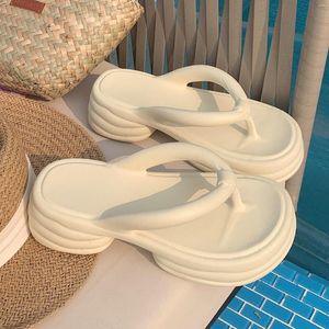 Hausschuhe Sommerurlaub Dickbesohlte Damen Herringbone High Clip Foot Anti-Rutsch-Strandschuhe Einfach Solide Für Damen
