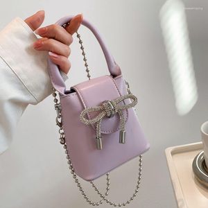 Taille Taschen Foufurieux PU-Leder Designer Luxus Bling Strass Bogen Handtasche für Frauen 2023 Glänzende Dame Feste Kette Mini Quadratische Tasche