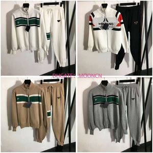 Damen Tracksuits P Designer Zwei -Stück -Sets Kleidungsanzug Frauen Tracksuits Herbst und Winter Casual Pure Cotton Strick Frauenkleidung gedruckte Größe S M l xl xxl