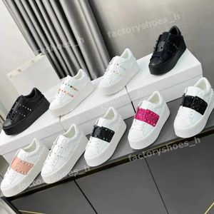 Designerskie buty zwykłe Kobiety Sneakers Platforma Sneaker Treakery cielęcia