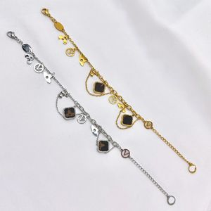 Clássicos Designer Pulseira Feminina Marca Corrente Pulseira Não Desbotada Logotipo Correto Banhado a Ouro 18K Joias Amorosas de Qualidade Joias Pulseira Corrente de Luxo Joias