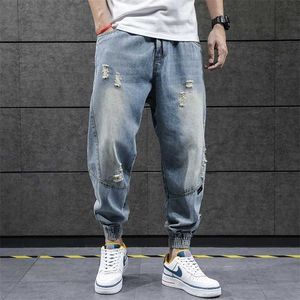 Kot hip-hop harem kot pantolon erkeklerin gevşek jogger denim sıradan spor pantolon Güney Kore ayak bileği uzunluğu pantolon sokak erkek giyim 230410 l230726