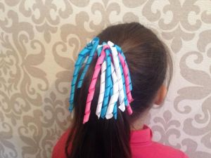 18 szt. Dziewczyna o Akorker Ponytail Holder Rainbow Akcesoria Corker Tassel Streamer