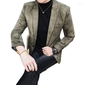 Mäns kostymer 2023Korean stil Självodling Urban Youth Western Suede Polyester Blazer med Back Slit Casual Suit