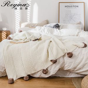 Koce Regina Brand Chunky Knit Chenille Śliczne pompoms dekoracyjny domek ciepły ważony przytulny sofa łóżeczka dzianinowy rzut kocem 230725