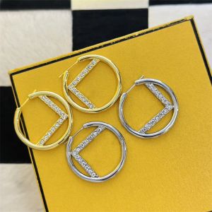 Orecchini di fascino di design dorato Orecchini a cerchio di moda Orecchini di perle di diamanti scintillanti Orecchini a bottone Gioielli per le signore delle donne Earing F Regali G237275D