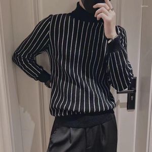 Herrtröjor 2023 Spring Loose Casual Pullovers Warm Tops Fashion Printed Sticked Spliced ​​Korean Turtleneck Striped tröja Mänkläder