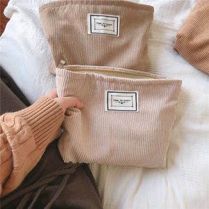 1 PC Soft Corduroy Makeup Bag For Women Stor fast färg Kosmetisk väska Travel Makeup Storage Organiser Girl Beauty Case