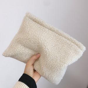 Borse per trucco da donna Cosmetici Astuccio per matite Borsa da toilette da viaggio morbida Custodia per bellezza femminile Spazzole Organizzatore Frizione Peluche Neceser