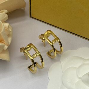 Fashion Earring Luxury Classic Ear Rings for Women Luxurys Designers gåva Gold Silver Ear Ring Girls Party Ear Studs Hoop örhängen smycken