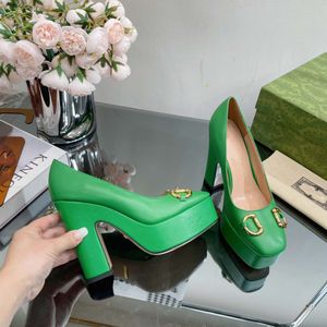 Классическая роскошная бренда дизайнерские дизайнерские обувь модные слайды высокие каблуки цветочная парчка подлинная кожаная кожаная женская обувь Sandal от Top99 S386 004