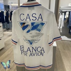 Camicie casual da uomo Camicie Casablanca di alta qualità Diamond Swan Graduale manica corta Tessuto morbido Cardigan hawaiano casual per uomo Donna 230725