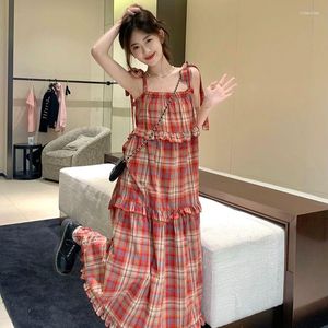 Casual Dresses 2023 Summer Dressed Girl Large Size Korean Version Självodling Fransk Camisole verkar tunn kaka kjol