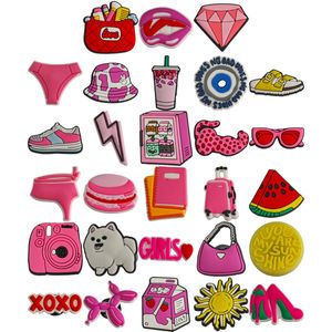 Części butów Akcesoria kreskówkowe Clog Charms for Girls Cute Pack Pins Torby dekoracyjne Clogs Slajdy Dziecięce dziewczyno imprezę dla kobiet Prezenty Prezenty Drop de de de de de de de de de de de de de de