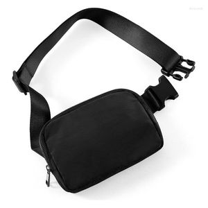 アウトドアバッグ調整可能なストラップ付きミニベルトバッグ小さなウエストポーチファニーパック