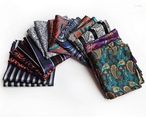 Bow Ties Wholesaleretail Men's Silk Handkufe Luxury Geometric Floral Pocket Square Men brösthandduk bröllopsfest Hankies